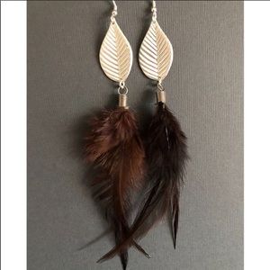 Silver leaf feather earrings NWT